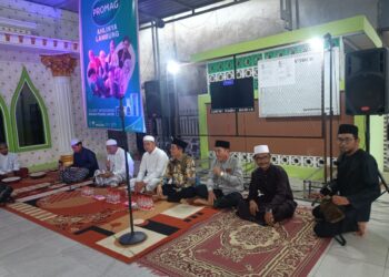 Wakil Wali Kota Pontianak Bahasan saat menghadiri kegiatan Ramadan Kareem, Keliling Masjid Bukber Berbagi di Masjid Sirajul Iman Pontianak Barat.