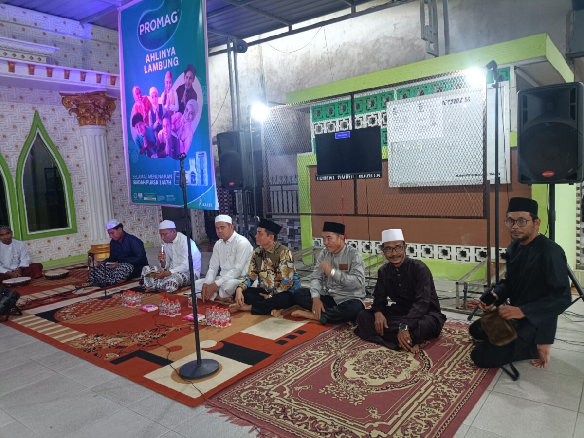 Wakil Wali Kota Pontianak Bahasan saat menghadiri kegiatan Ramadan Kareem, Keliling Masjid Bukber Berbagi di Masjid Sirajul Iman Pontianak Barat.