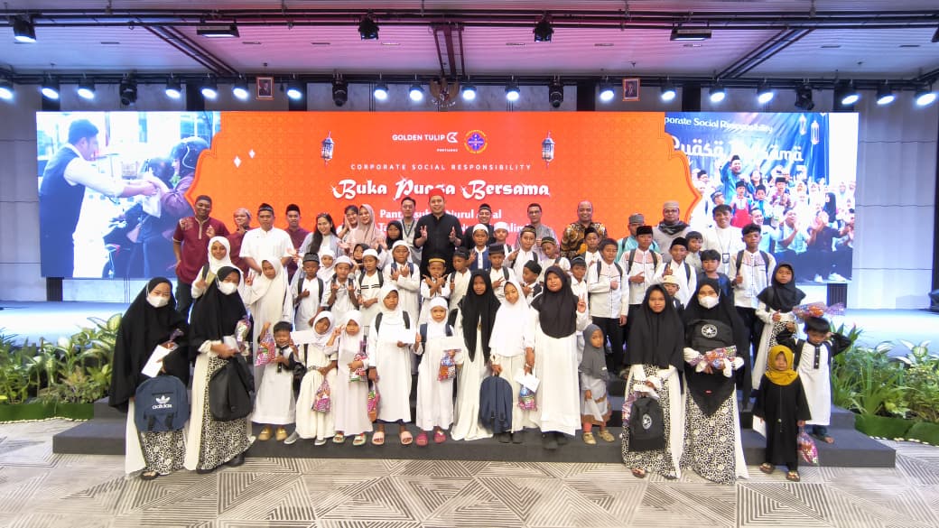 Golden Tulip Pontianak mempertegas komitmennya untuk membangun kedekatan dengan masyarakat sekitar. 