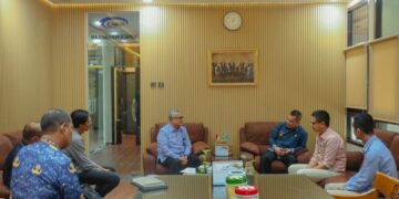 Kepala Perwakilan BPKP Provinsi Kalimantan Barat, Rudy M. Harahap, menggelar Entry Meeting Evaluasi Perencanaan dan Penganggaran (Evran) Tahun 2026 bersama Bupati Kayong Utara, Romi Wijaya, di Kantor Perwakilan BPKP Provinsi Kalimantan Barat, Kamis (26/02).