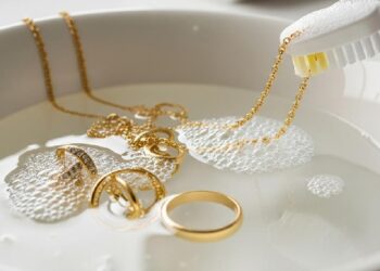 Pegadaian Kanwil IV Balikpapan Hadirkan Program Layanan Cuci Emas Gratis di Kalimantan