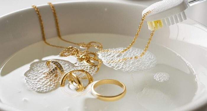 Pegadaian Kanwil IV Balikpapan Hadirkan Program Layanan Cuci Emas Gratis di Kalimantan