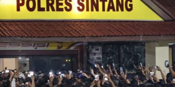 Suasana di Polres Sintang pada Sabtu, 28 Februari 2026.