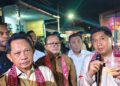 Menteri Perumahan dan Kawasan Permukiman (PKP), Maruarar Sirait, bersama Menteri Dalam Negeri (Mendagri), Muhammad Tito Karnavian, meninjau langsung progres Program Penanganan Sarana dan Prasarana Permukiman Kumuh di Desa Parit Baru, Kabupaten Kubu Raya, Kalimantan Barat, Senin (2/3/2026).