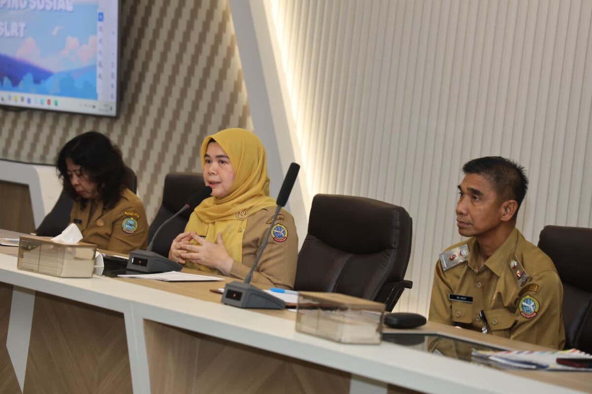 Staf Ahli Wali Kota Pontianak Bidang Hukum dan Politik, Elsa Risfadona, dalam FGD 'Peran Potensi dan Sumber Kesejahteraan Sosial dalam Penanganan Masalah Sosial'di Kantor Wali Kota, Selasa (3/3/2026).
