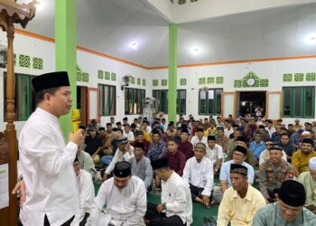 Bupati Sambas, H. Satono pimpin langsung Safari Ramadan di Masjid Uswatun Hasanah Desa Serindang, Kecamatan Tebas, Selasa (3/3/2026).