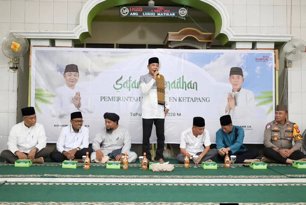 Wabup Ketapang Jamhuri Amir Safari Ramadhan 1447 H/2026 M di Masjid Al-Qudsi, Desa Kuala Tolak, Kecamatan Matan Hilir Utara, Rabu (04/03/2026).