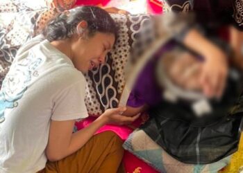 Salah satu penambang yang meninggal di lokasi tambang sudah dievakuasi kerumah nya. Dimana dalam kejadian ini ada tujuh warga yang meninggal. Ist