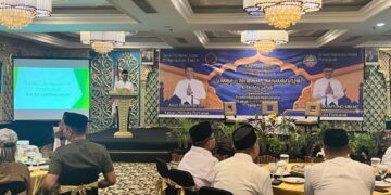 Wali Kota Pontianak Edi Rusdi Kamtono membuka Dialog Kemasyarakatan Lembaga Pemberdayaan Masyarakat (LPM).