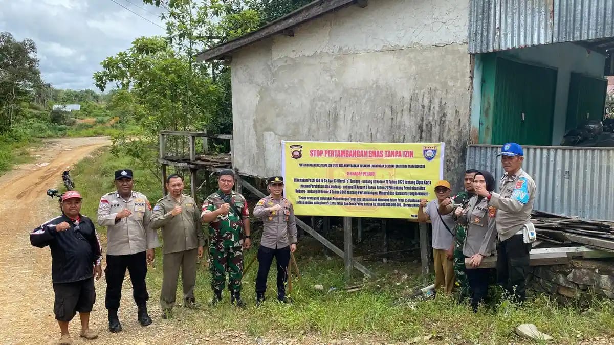 Larangan aktivitas PETI di Desa Pemawan Kecamatan Boyan Tanjung pernah dilakukan oleh TNI - Polri setempat. Dok