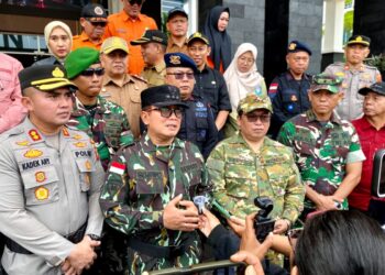 Sujiwo usai menjadi pembina apel Kesiapsiagaan Karhutla di halaman Kantor Bupati Kubu Raya, Jumat (27/3/2026).