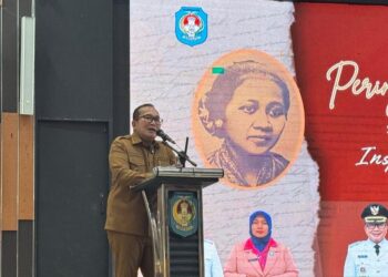 Bupati Sujiwo bicara emansipasi wanita yang dipopulerkan Kartini.