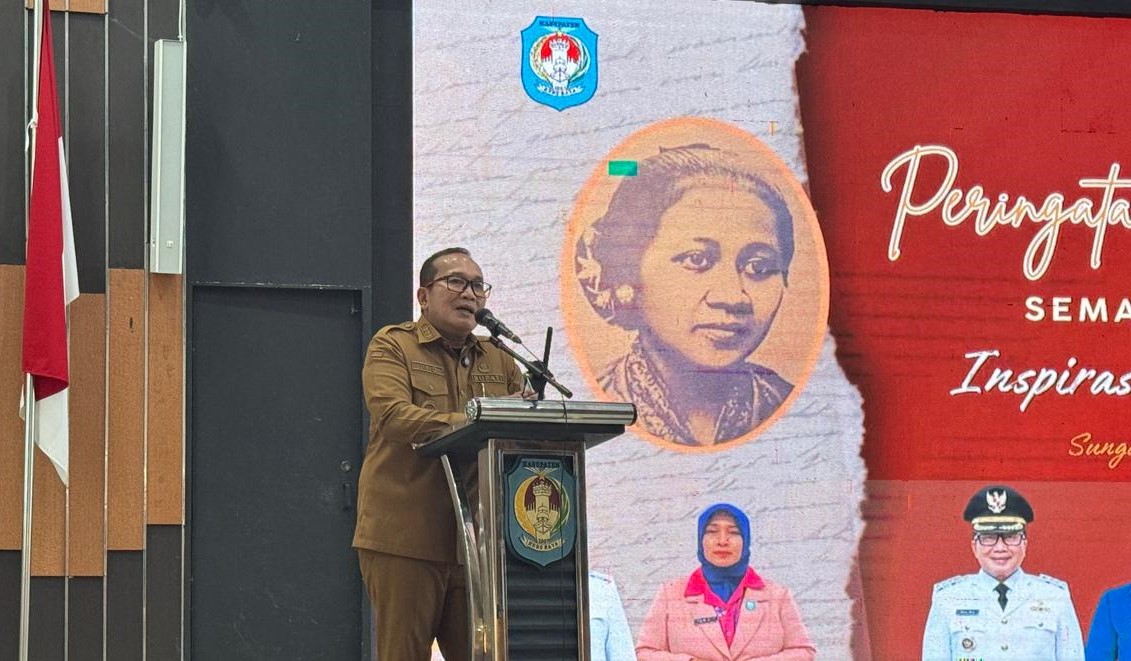 Bupati Sujiwo bicara emansipasi wanita yang dipopulerkan Kartini.