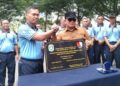 Bupati Sujiwo bersama Komandan Lanud Supadio, Marsekal Pertama TNI Sidik Setiyono menandatangi prasasti peresmian lahan parkir Taman Dirgantara Kubu Raya. Foto: Syamsul Arifin/Jurnalis.co.id