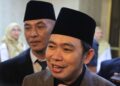 Bupati Jember, Gus Fawait, menanggapi video viral Anggota DPRD Kabupaten Jember yang merokok dan main game saat RDP. Foto Sigit Priyono/Jurnalis.co.id