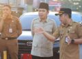 Camat Kencong memaparkan pembangunan jalan provinsi kepada Bupati Jember, Gus Fawait. Foto Diskominfo Jember for Jurnalis.co.id