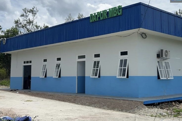 Dapur MBG 3T di Desa Mensiau, Kecamatan Batang Lupar, Kabupaten Kapuas hulu sudah rampung dibangun. Tapi kontraktor belum dibayar.
