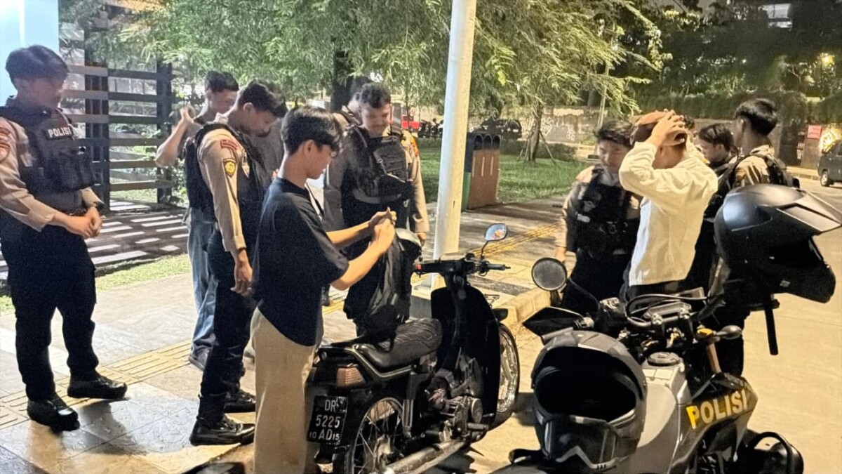 Polres Jaksel Patroli di Sejumlah Titik Rawan