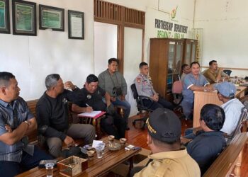 PT Hungarindo Persada melakukan mediasi bersama stakeholder, soal penutupan akses jalan di lingkungan perusahaan.