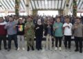 Peserta Turnamen Domino foto bersama Forkopimda Malang Raya