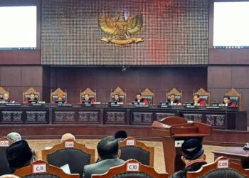 Sidang ruang pleno MK (screenshhot)