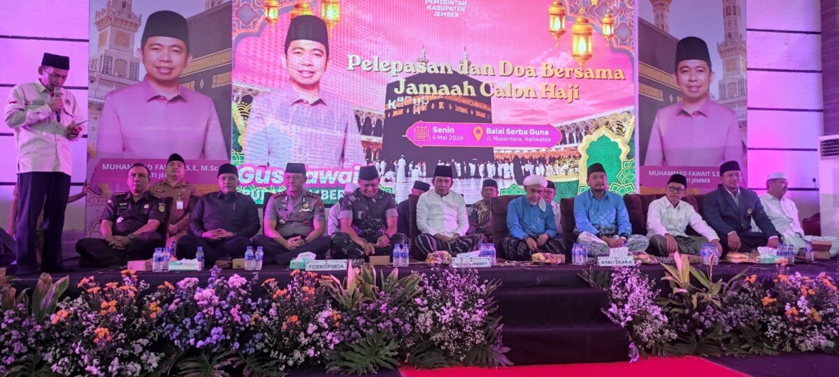 Ulama dan umaro Kabupaten Jember menggelar doa bersama untuk melepas jemaah calon haji 2026. Foto: Sigit Priyono/Jurnalis.co.id