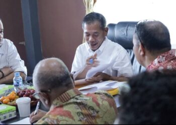 Wakil Bupati Jamhuri memimpin RUPS PT Ketapang Mandiri