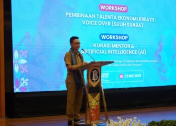 Wali Kota Pontianak, Edi Rusdi Kamtono, membuka Workshop Pengembangan Talenta Industri Kreatif dan Kurasi Mentor serta AI di Aula Kantor Perwakilan Bank Indonesia Kalimantan Barat, Selasa, 12 Mei 2026.