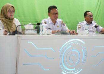 Wali Kota Pontianak, Edi Rusdi Kamtono, mengikuti Rembuk dan Bincang-bincang Otonomi Daerah bersama Kementerian Dalam Negeri melalui daring di Pontive Center Kantor Wali Kota Pontianak, Rabu, 13 Mei 2026. Foto: Prokopim for Jurnalis.co.id
