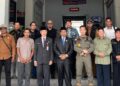 Warga dan Tokoh Masyarakat di Desa Buak Limbang dan Desa Sungai Unin melaporkan operasional Kafe remang-remang ke DPRD Kapuas Hulu, Selasa, 12 Mei 2026. Foto: Taufiq AS/Jurnalis.co.id