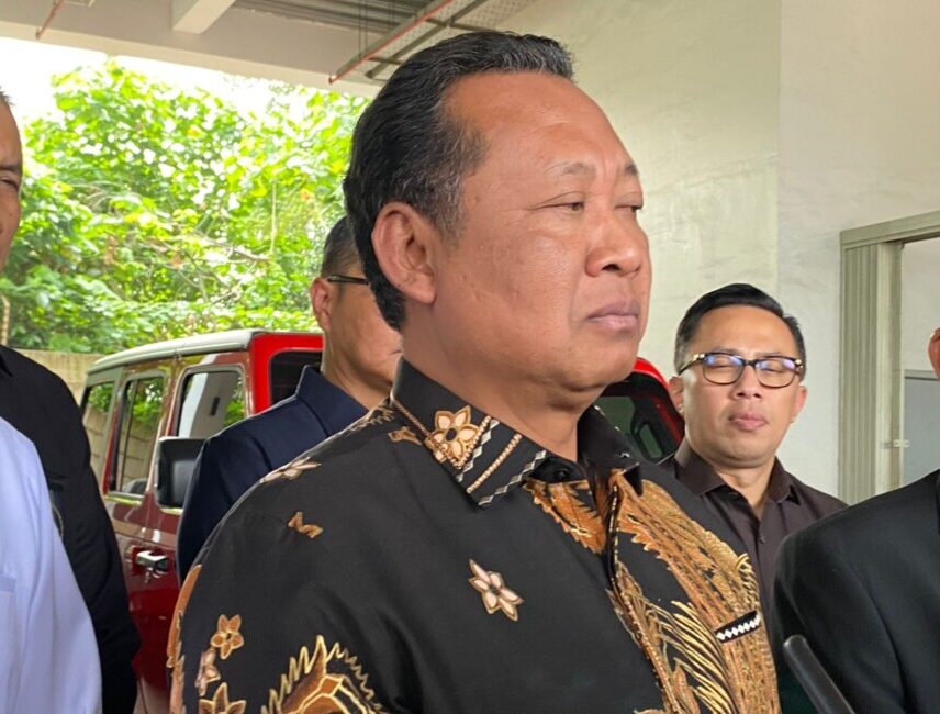 Wakil Ketua Komisi Pemberantasan Korupsi Fitroh Rohcahyanto [Jurnalis]