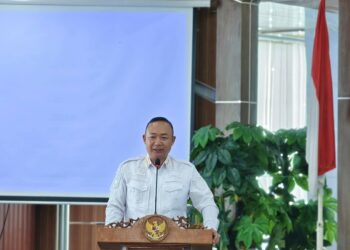 Bupati Ketapang, Alexander Wilyo.