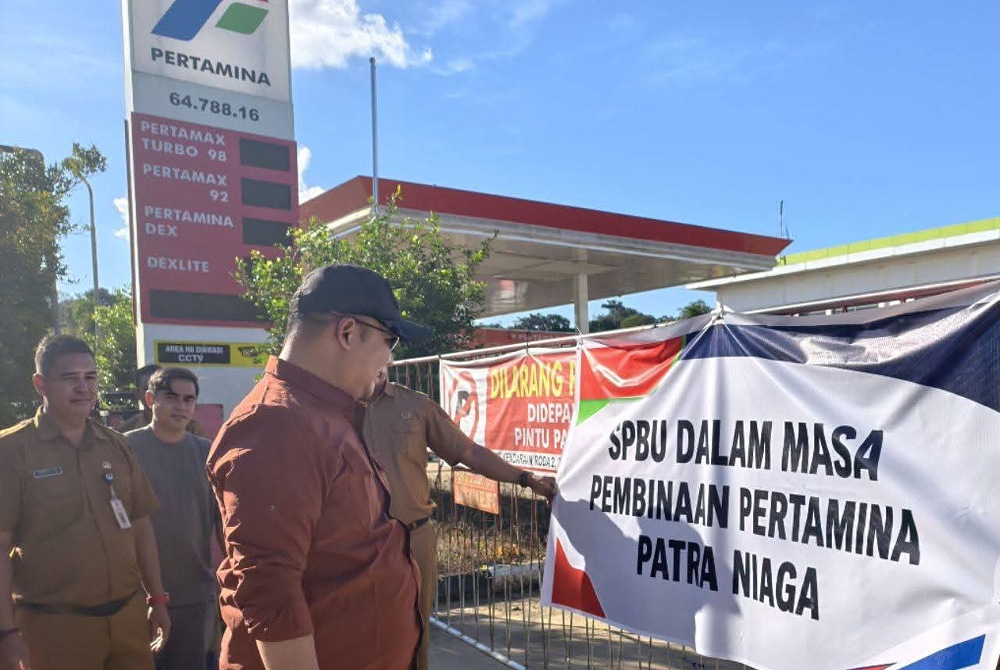 Bupati Ketapang, Alexander Wilyo, meninjau langsung SPBU Sungai Laur yang saat ini sedang masa pembinaan Pertamina, Selasa, 9 Juni 2026.