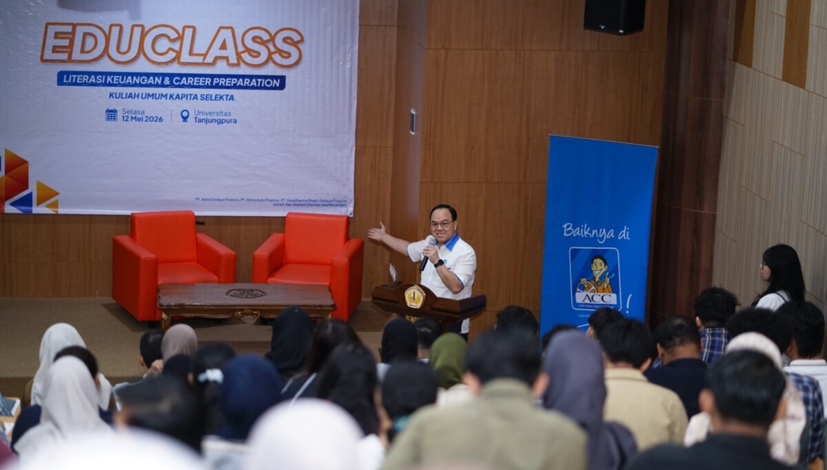 CEO ACC, Hendry Christian Wong, memberikan edukasi literasi keuangan di Universitas Tanjungpura