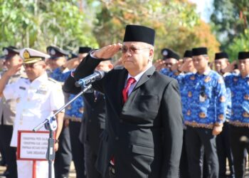 Pimpin Upacara Hari Berkabung Daerah, Sekda Kalbar Ajak Generasi Muda Teladani Semangat Juang Pahlawan