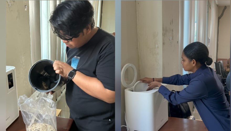 Pegawai PLN UPP KLB 1 mengolah sampah organik secara mandiri untuk dihadikan compos.