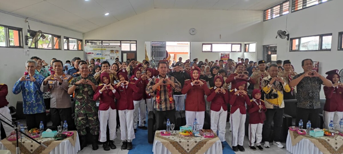Open House Sekolah Rakyat Terintegrasi 6 Jember dihadiri orang tua calon siswa Tahun Ajaran 2026/2027 (Sigit Priyono/Jurnalis.co.id)
