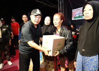 Bupati Sanusi mengapresiasi eksistensi Malang Willys Club.