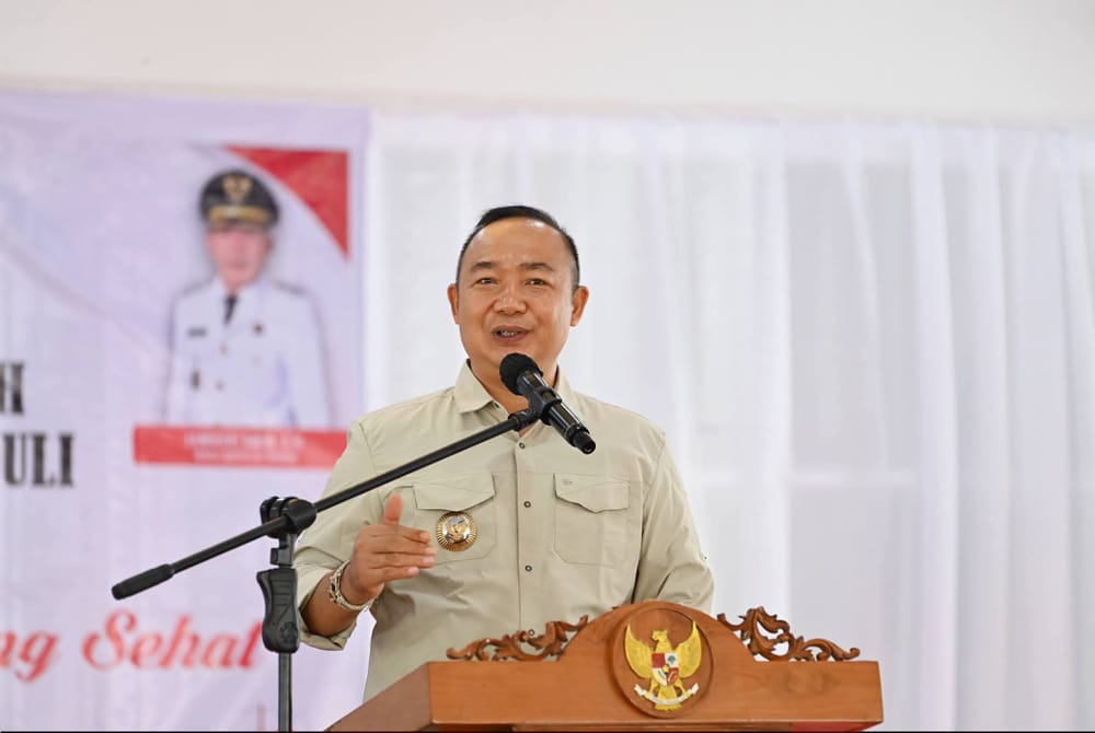 Bupati Ketapang, Alexander Wilyo.
