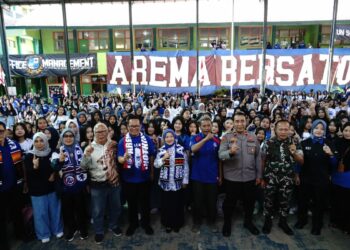 Wakil Bupati Malang Dra.Hj.Lathifah Shohib Menghadiri HUT Arema ke 39 di SMKN 1 Turen