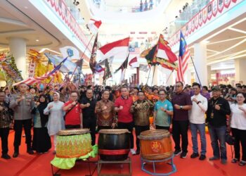 Gubernur Norsan Buka Kejuaraan Barongsai dan Liong ‘Independent Cup’ ke-5