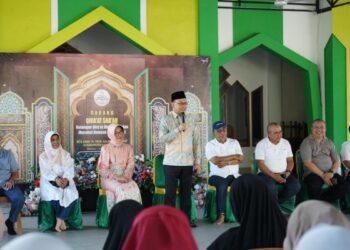 Wali Kota Pontianak Edi Rusdi Kamtono menyemangati kafilah Kota Pontianak yang berlaga di MTQ ke-34 Kalbar di Kayong Utara, Minggu (2/8/2026) sore.