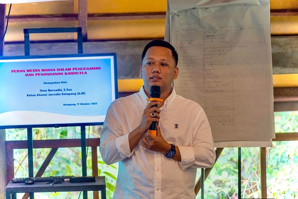 Ketua AJK, Theo Bernadhi.