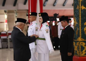 Bupati Malang HM Sanusi Saat prosesi Pengukuhan
