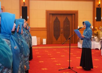 Ketua TP PKK Kota Pontianak Yanieta Arbiastutie saat peringatan HKG PKK ke-54 Tingkat Kota Pontianak di Aula Keriang Bandong, Gedung Bank Indonesia Kalbar, Selasa (1/9/2026).