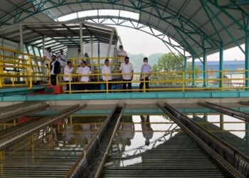 Wali Kota Pontianak Edi Rusdi Kamtono meninjau booster di Kantor Perumda Tirta Khatulistiwa, Rabu (2/9/2026).
