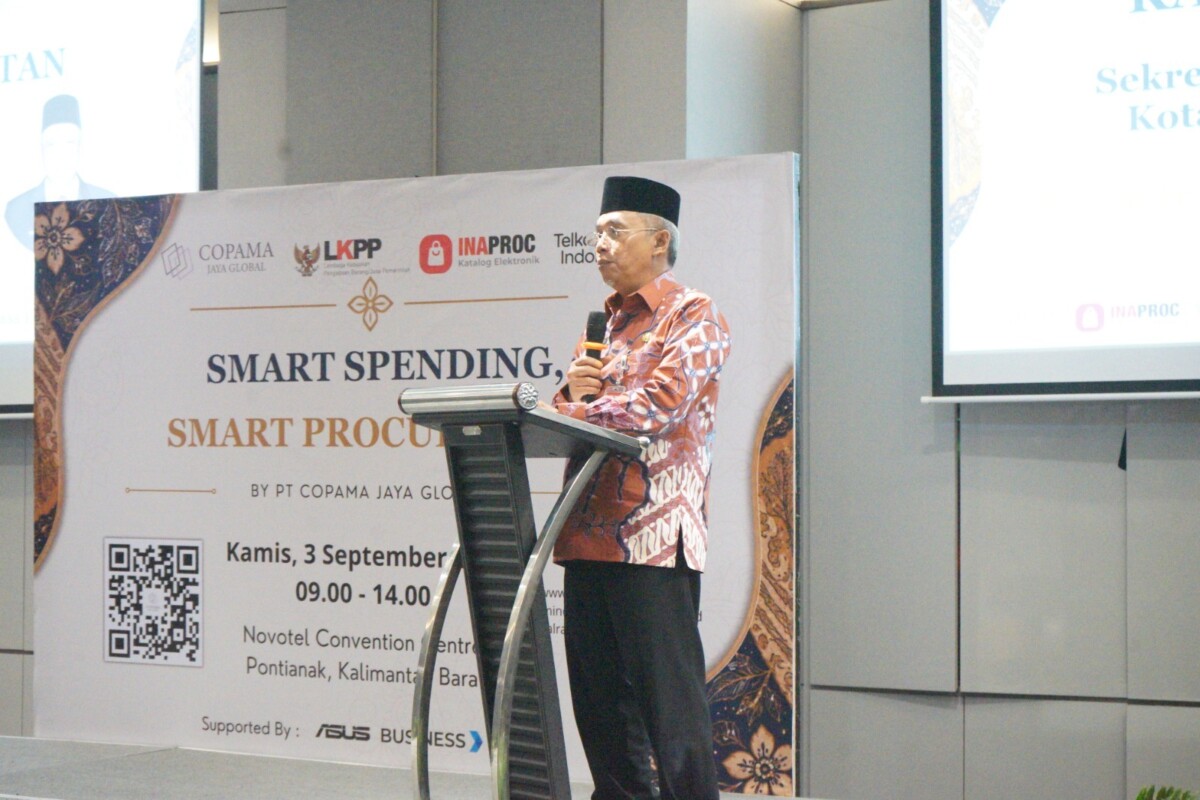 Sekretaris Daerah Kota Pontianak Amirullah saat sosialisasi pengadaan di Hotel Novotel, Kamis (3/9/2026).
