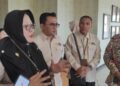 Narasumber edukasi calon Pekerja Migran Indonesia dari KemenP2MI, Sri Handayani saat doorstop (foto: Sigit Priyono/Jurnalis.co.id)